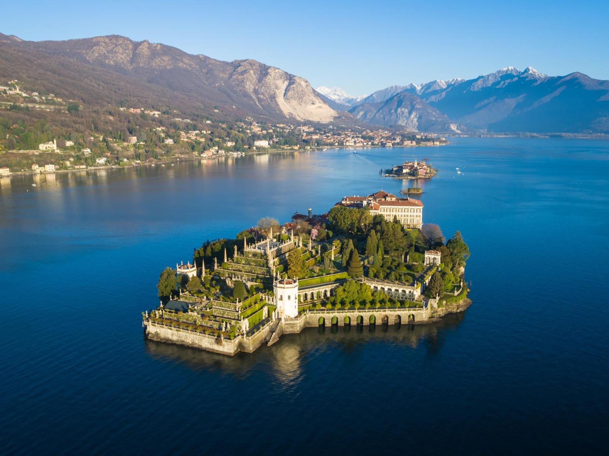 Isa Center - Leonardo Accademy - Mxp - Lakes Sesto Calende Exteriér fotografie